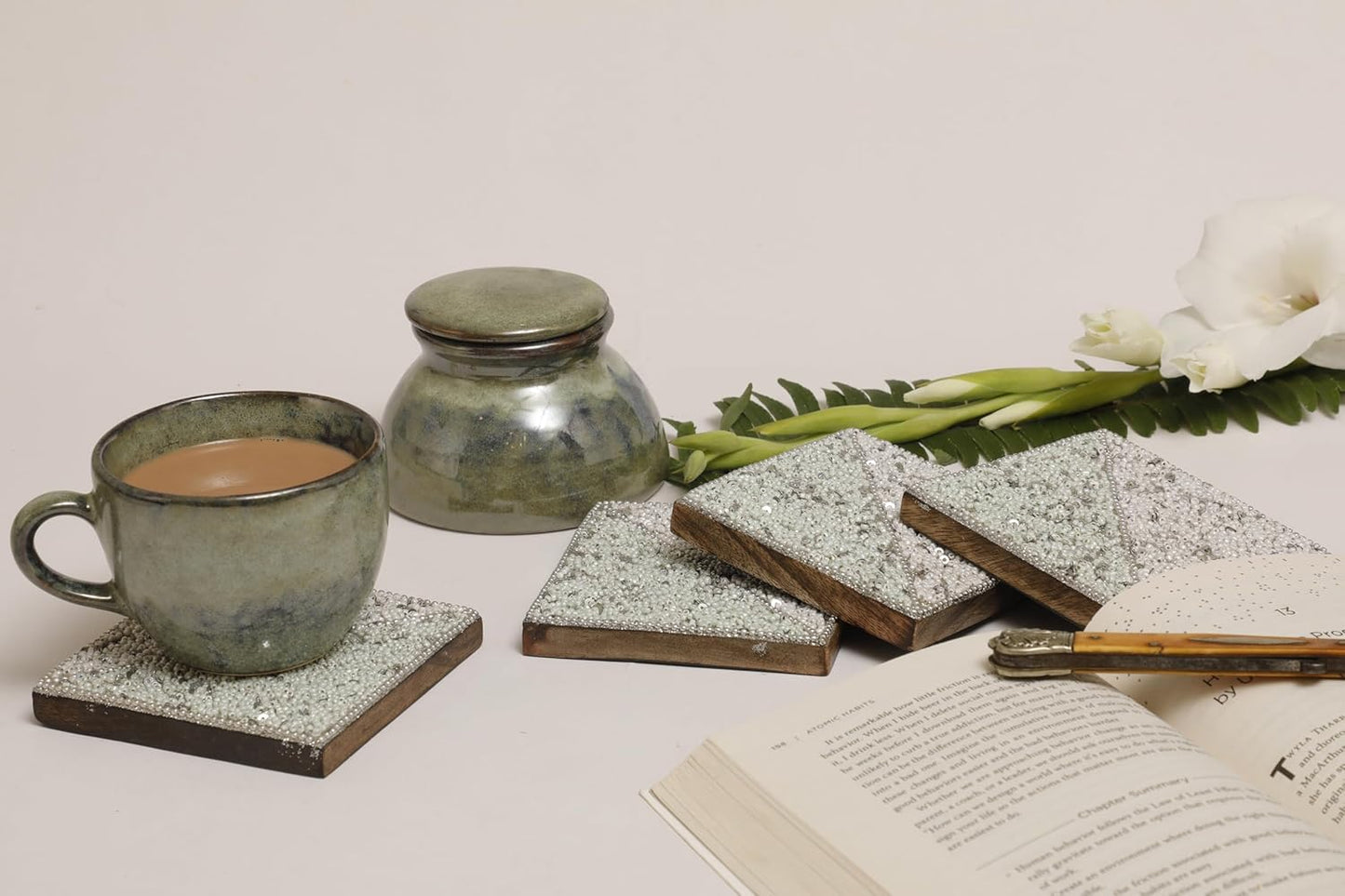 POSH-DIKUR Classic White Beaded Coasters